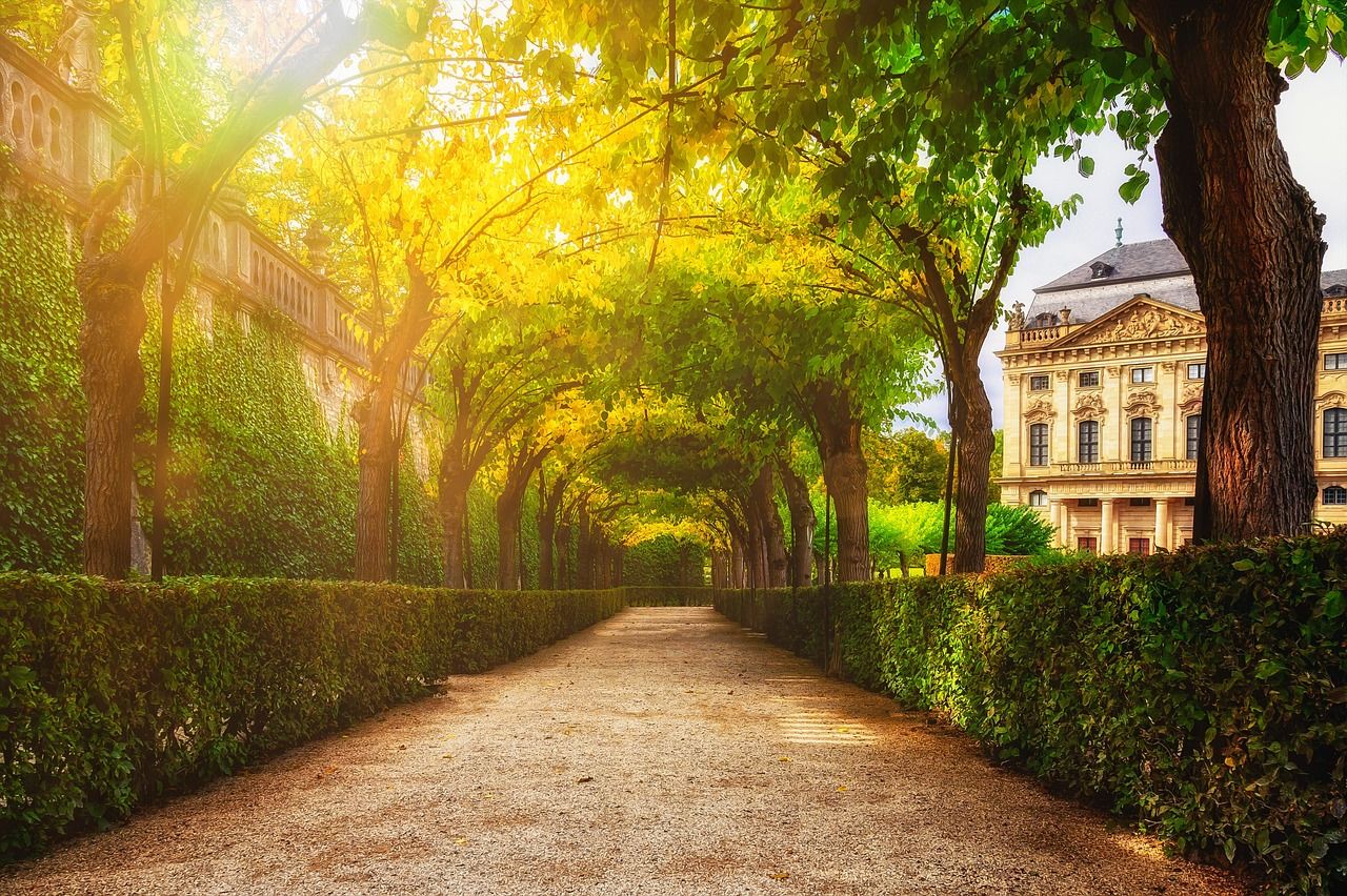 créer une allée de jardin : guide pratique et astuces pour réussir découvrez comment créer un chemin de jardin attractif et fonctionnel pour sublimer votre espace extérieur avec des conseils pratiques et des idées inspirantes.