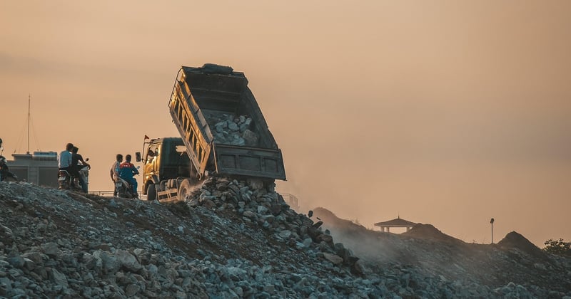 Camion ampliroll : le guide complet pour bien le choisir et l'utiliser