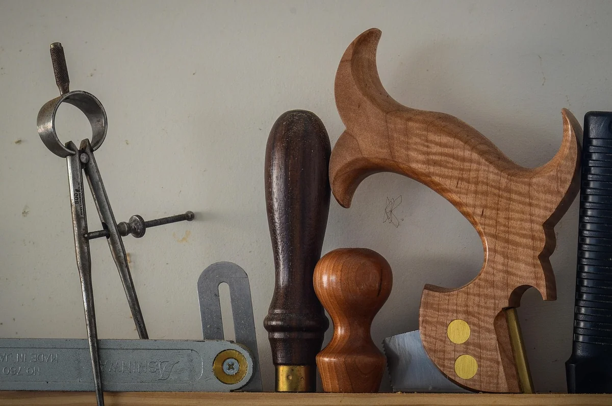 Faut-il acheter en grande surface de bricolage ou en ligne ?