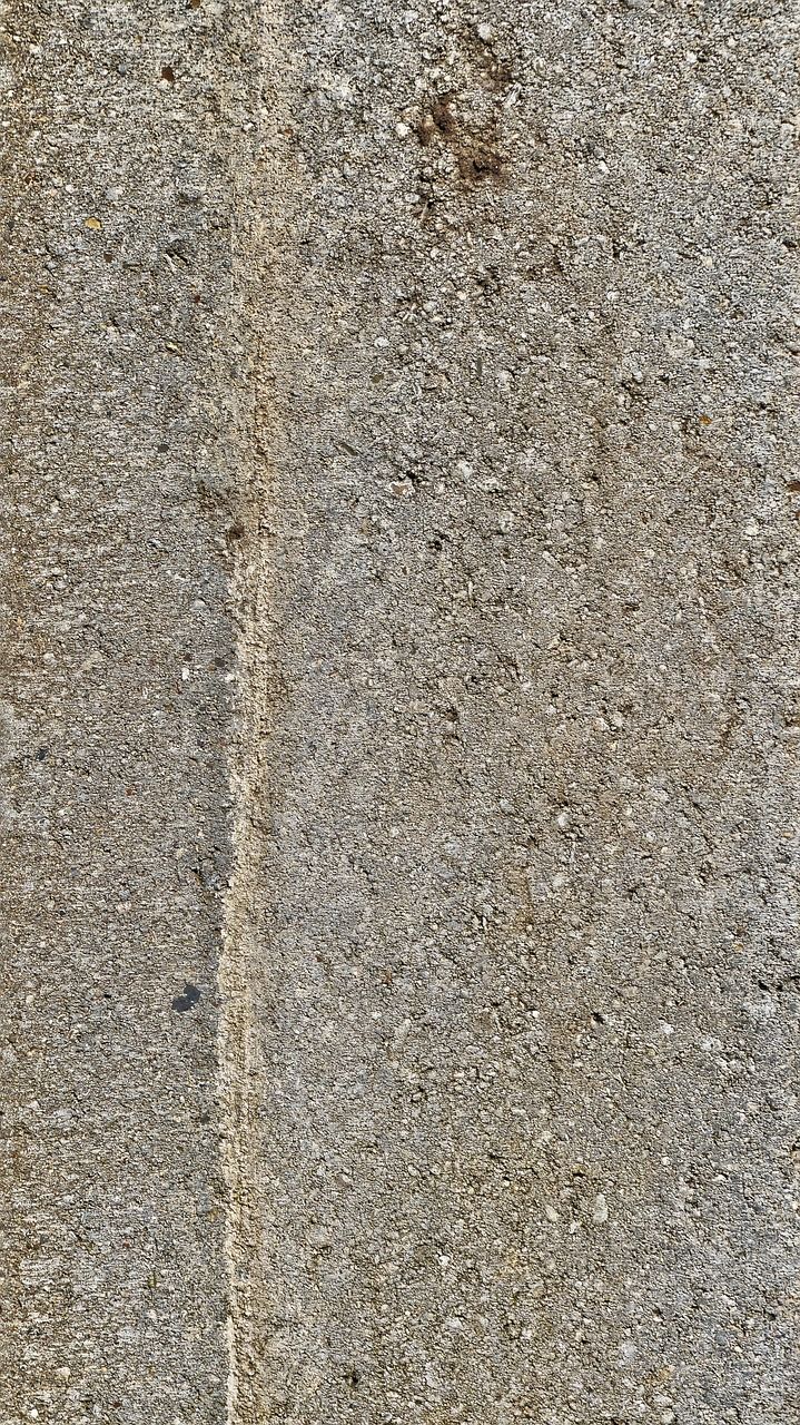 Comment couler une dalle béton : guide étape par étape pour réussir votre chantier